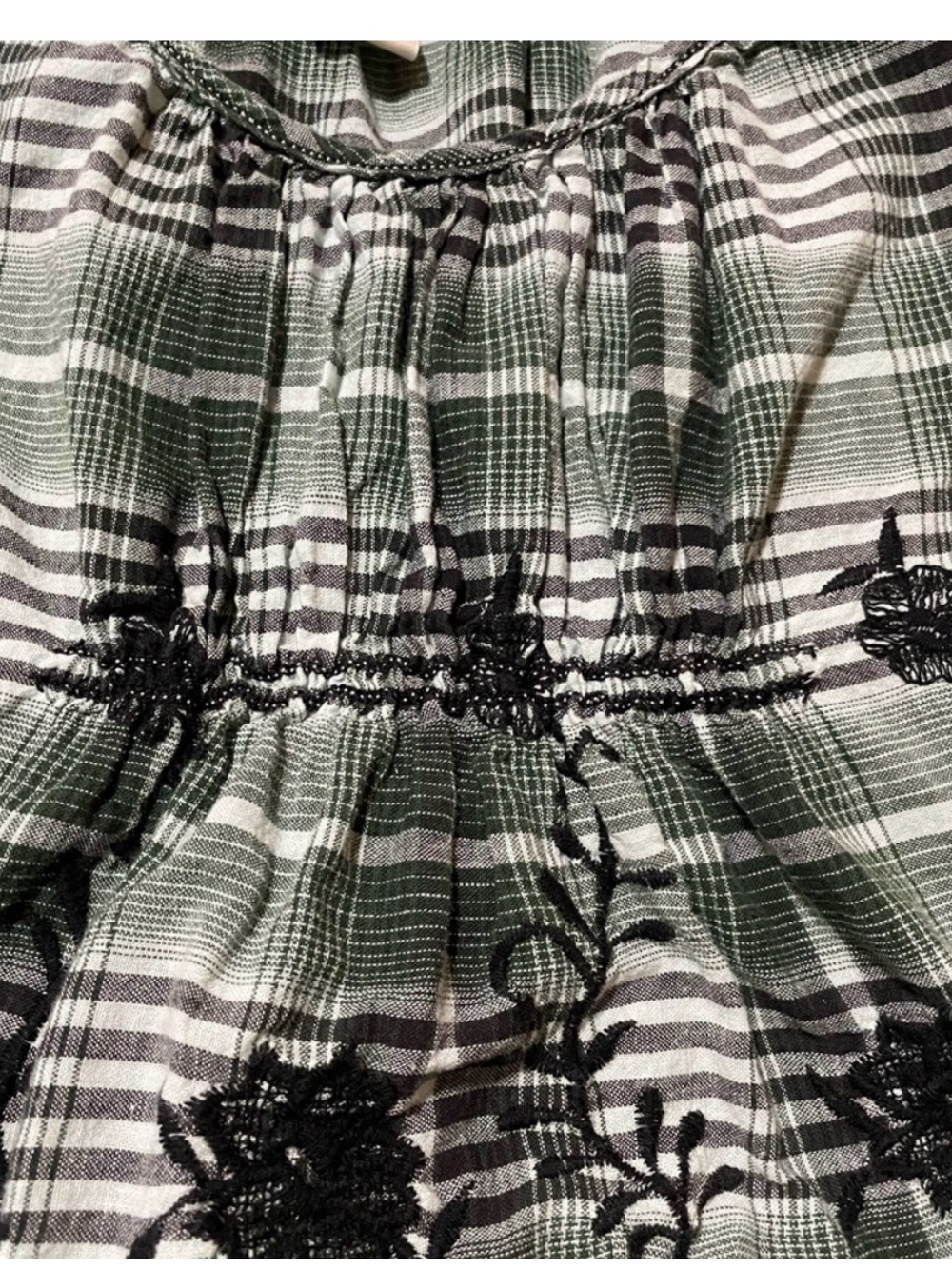 Studio M Green Plaid Dress with Black Floral embroidered - Picture 5 of 7